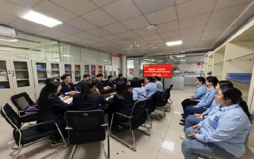 党建领航法治路 税惠润心助梦行